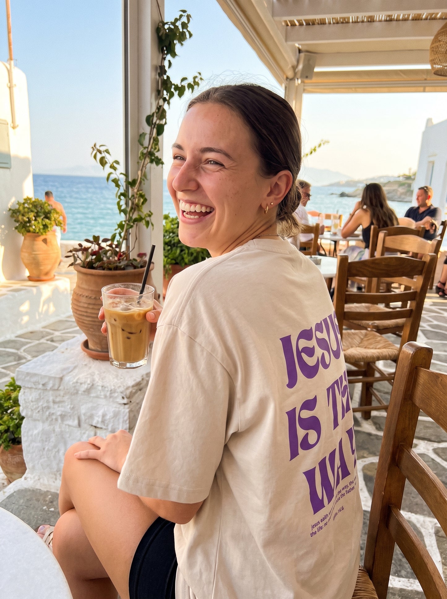 JESUS IS THE WAY WHITE OVERSIZED